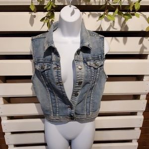 CHIQLE vest.                   #978